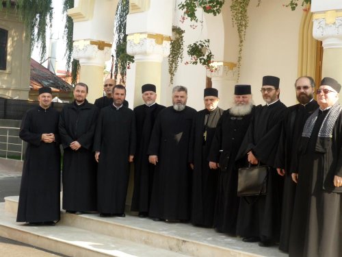 Părintele Dumitru Stăniloae evocat la Biserica „Sfântul Pantelimon“ - Foişorul de Foc