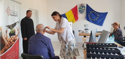 Consultații oftalmologice gratuite pentru vârstnici din Mehedinți