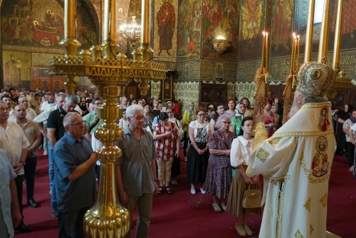 Comuniune cu familiile afectate de incendii la Galaţi